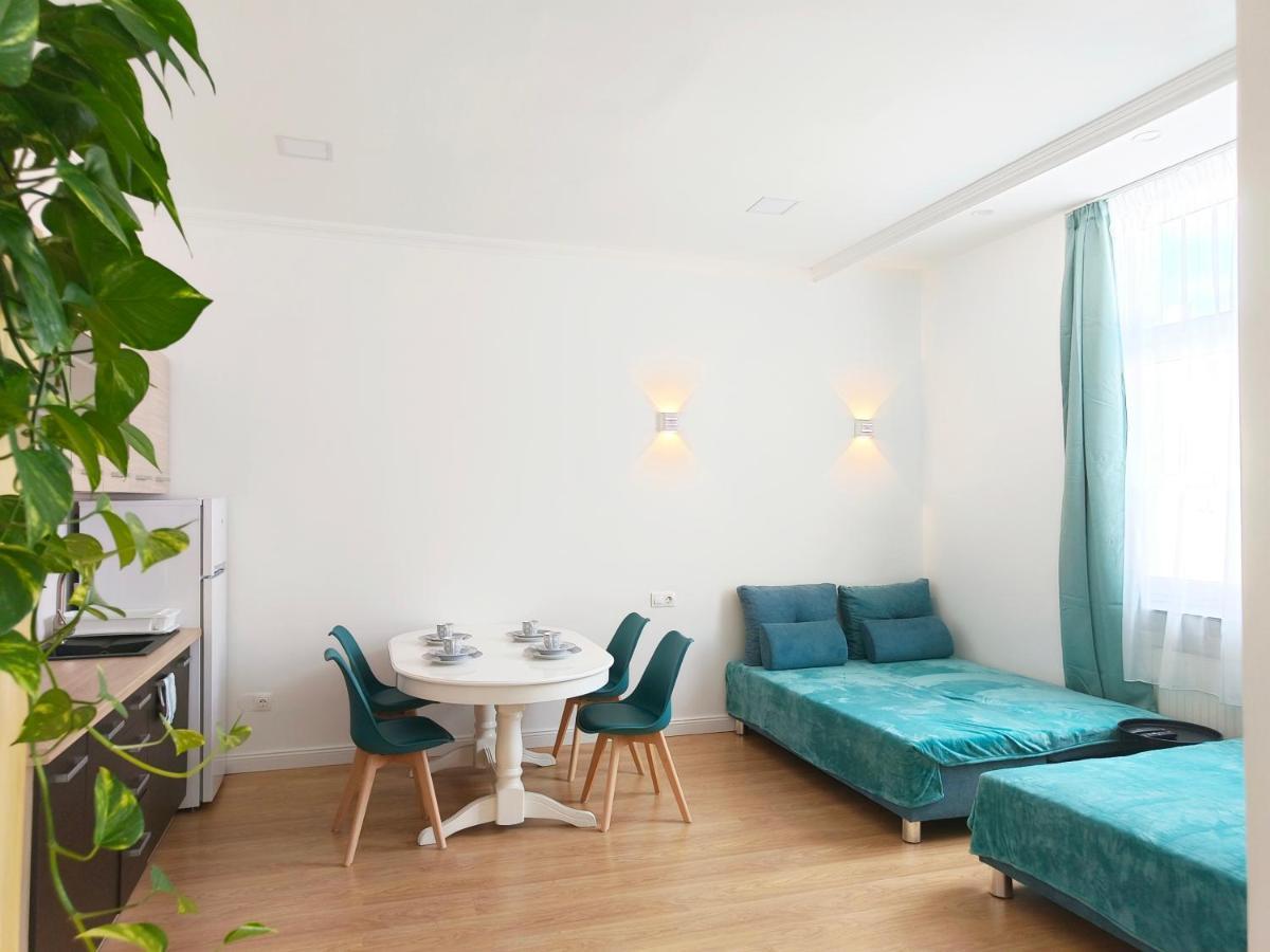 Ruyi Holiday Sopron Exterior photo