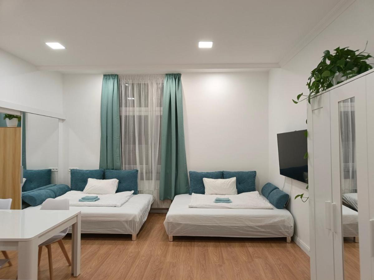 Ruyi Holiday Sopron Exterior photo